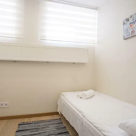 Διαμέρισμα Two-bedroom Basement